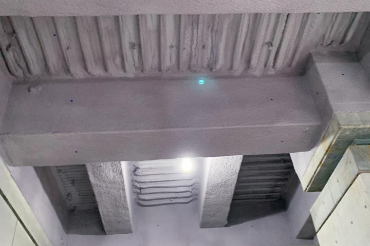 断熱・結露防止工事～現場発泡硬質ウレタンスプレー断熱工法｜小島建興株式会社
